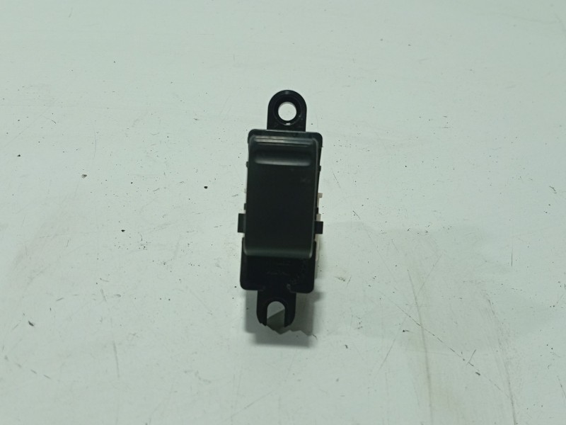 Recambio de mando elevalunas trasero derecho para nissan almera ii hatchback (n16) 1.5 dci referencia OEM IAM   
