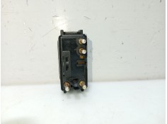 Recambio de mando elevalunas trasero izquierdo para mercedes-benz clase c (w202) c 220 (202.022) referencia OEM IAM A2028205310  2