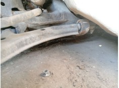 Recambio de brazo suspension inferior delantero izquierdo para nissan almera ii hatchback (n16) 1.5 dci referencia OEM IAM 54501 2