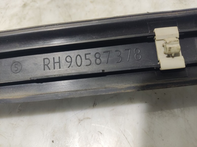 Recambio de moldura para opel astra g sedán (t98) 1.6 16v (f69) referencia OEM IAM   