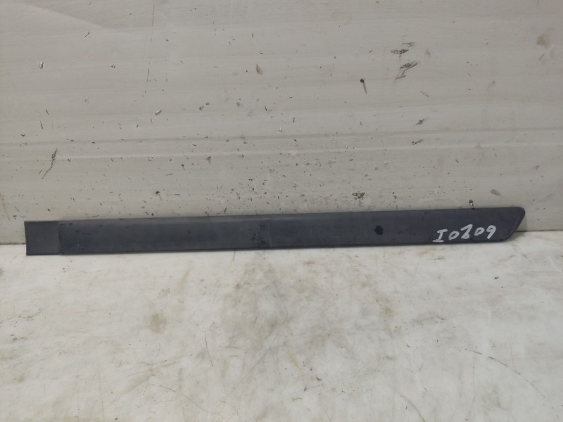 Recambio de moldura para opel astra g sedán (t98) 1.6 16v (f69) referencia OEM IAM   