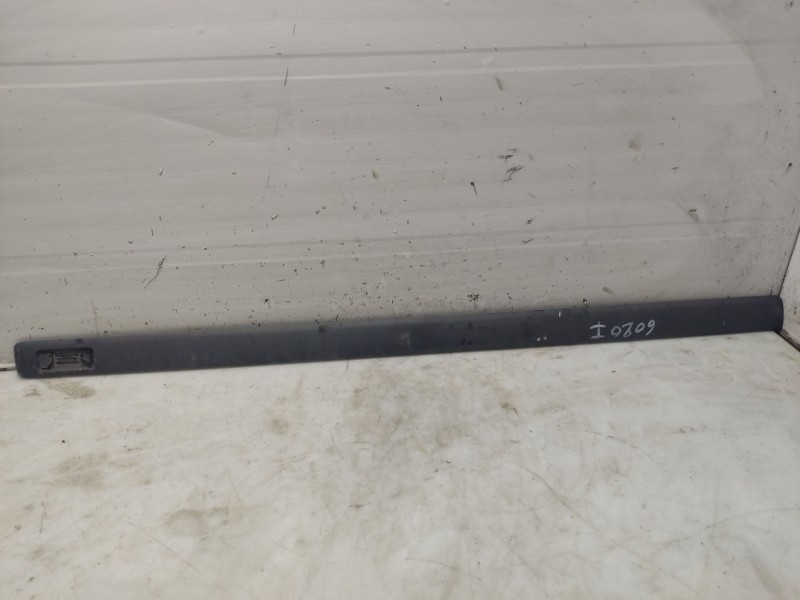 Recambio de moldura para opel astra g sedán (t98) 1.6 16v (f69) referencia OEM IAM   