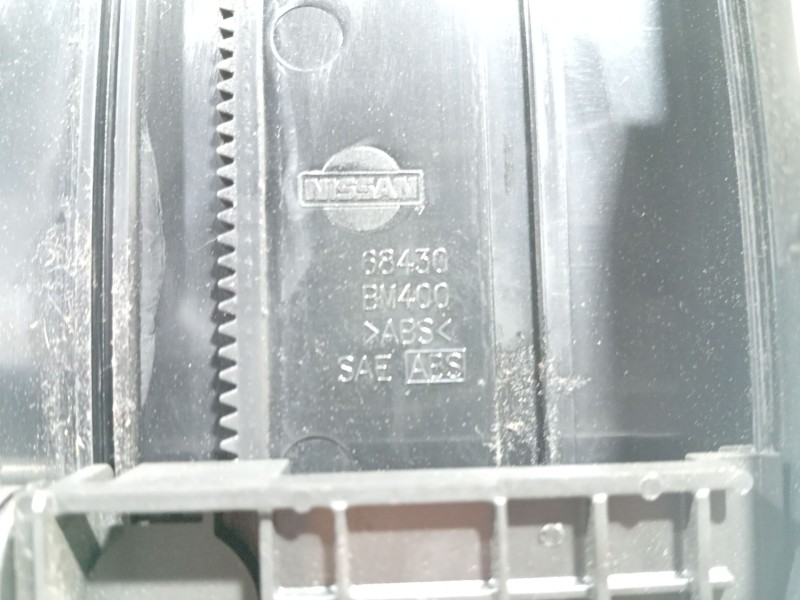 Recambio de moldura para nissan almera ii hatchback (n16) 1.5 dci referencia OEM IAM 68430BM400  