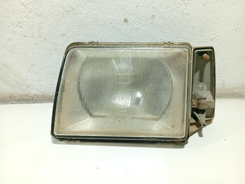 Recambio de faro izquierdo para seat marbella ce referencia OEM IAM   