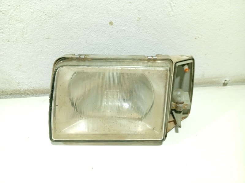 Recambio de faro izquierdo para seat marbella ce referencia OEM IAM   