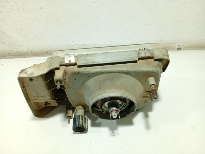 Recambio de faro izquierdo para seat marbella ce referencia OEM IAM   