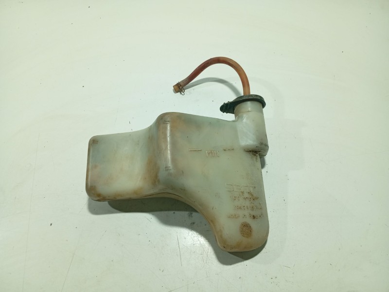 Recambio de deposito expansion para seat marbella ce referencia OEM IAM 3992512  