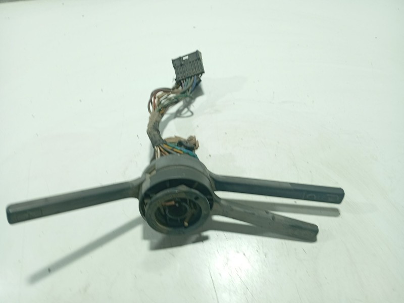 Recambio de mando volante para seat marbella ce referencia OEM IAM   