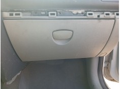 Recambio de guantera para renault clio ii (bb_, cb_) 1.5 dci (b/cb08) referencia OEM IAM 7701045124  