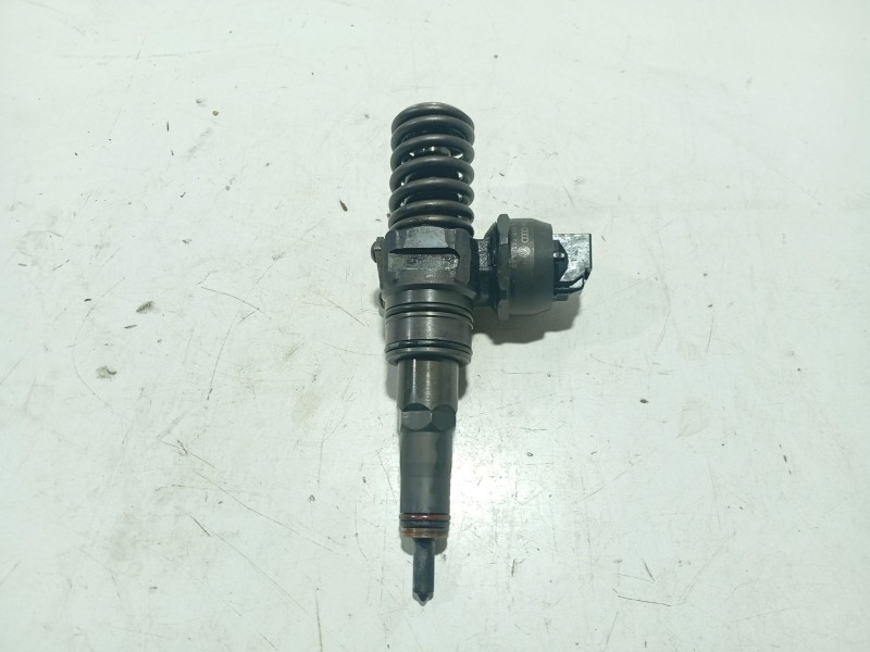 Recambio de inyector para seat ibiza iii (6l1) 1.4 tdi referencia OEM IAM 045130073 0414720035 