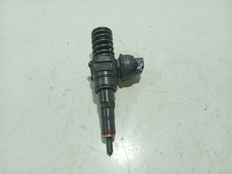 Recambio de inyector para seat ibiza iii (6l1) 1.4 tdi referencia OEM IAM 038130079GX 0986441509 