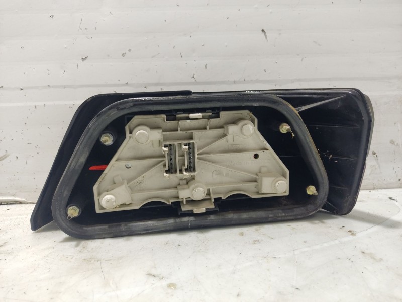 Recambio de piloto trasero izquierdo para peugeot 605 sldt referencia OEM IAM   