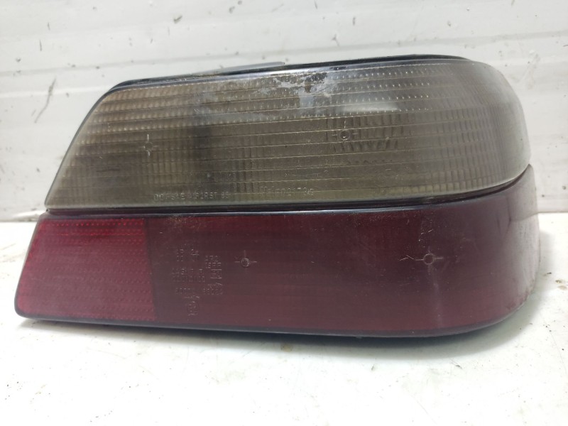 Recambio de piloto trasero derecho para peugeot 605 sldt referencia OEM IAM   