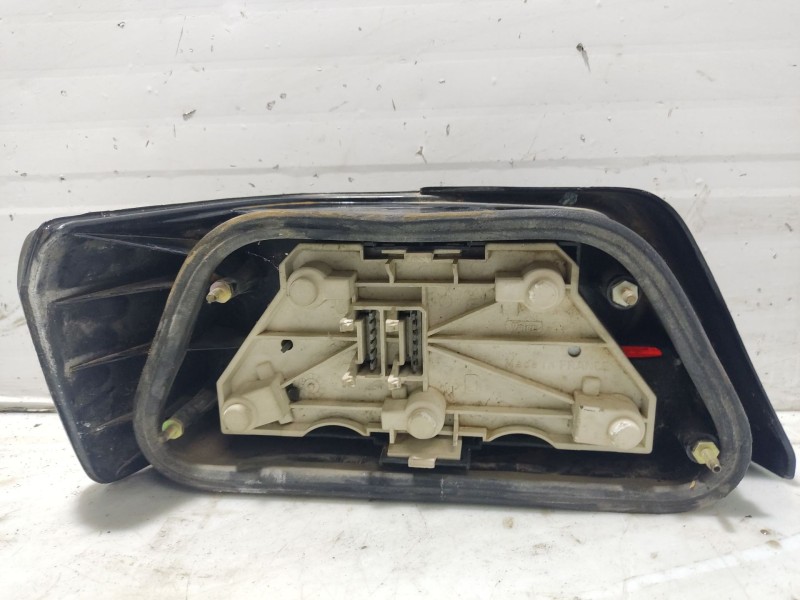 Recambio de piloto trasero derecho para peugeot 605 sldt referencia OEM IAM   