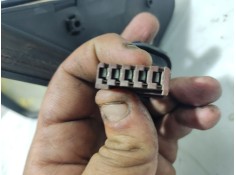 Recambio de retrovisor izquierdo para peugeot 605 sldt referencia OEM IAM    2