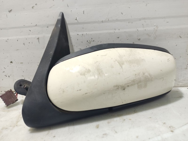 Recambio de retrovisor izquierdo para peugeot 605 sldt referencia OEM IAM   
