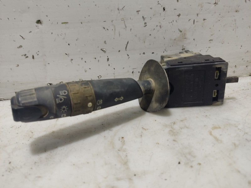 Recambio de mando intermitentes para peugeot 605 sldt referencia OEM IAM   