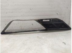 Recambio de moldura para peugeot 605 sldt referencia OEM IAM   