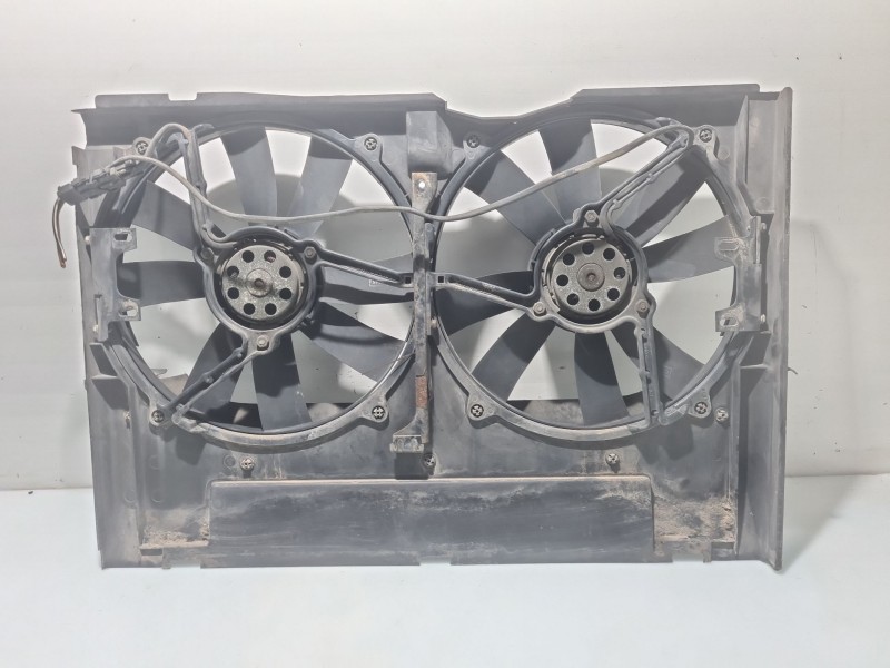 Recambio de electroventilador para mercedes-benz clase c (w202) c 220 (202.022) referencia OEM IAM 331055105  