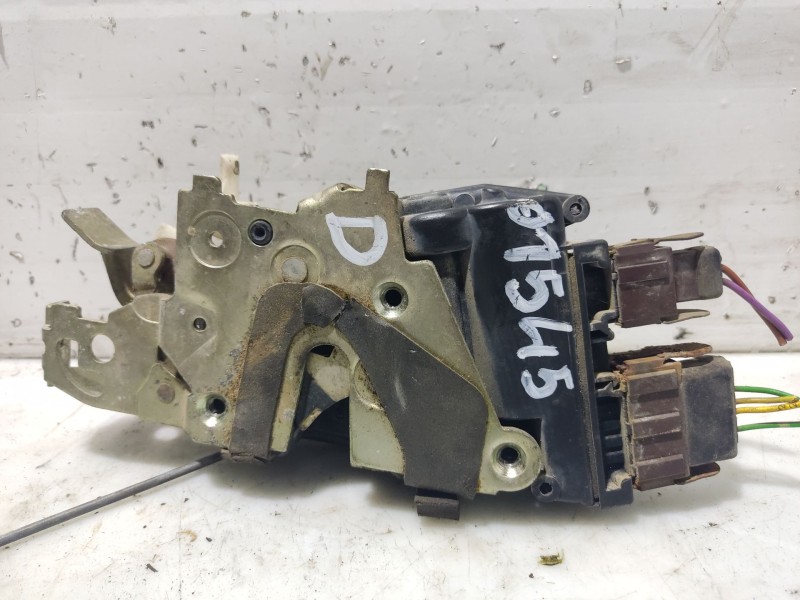 Recambio de cerradura puerta delantera derecha para peugeot 605 sldt referencia OEM IAM 9136F8  