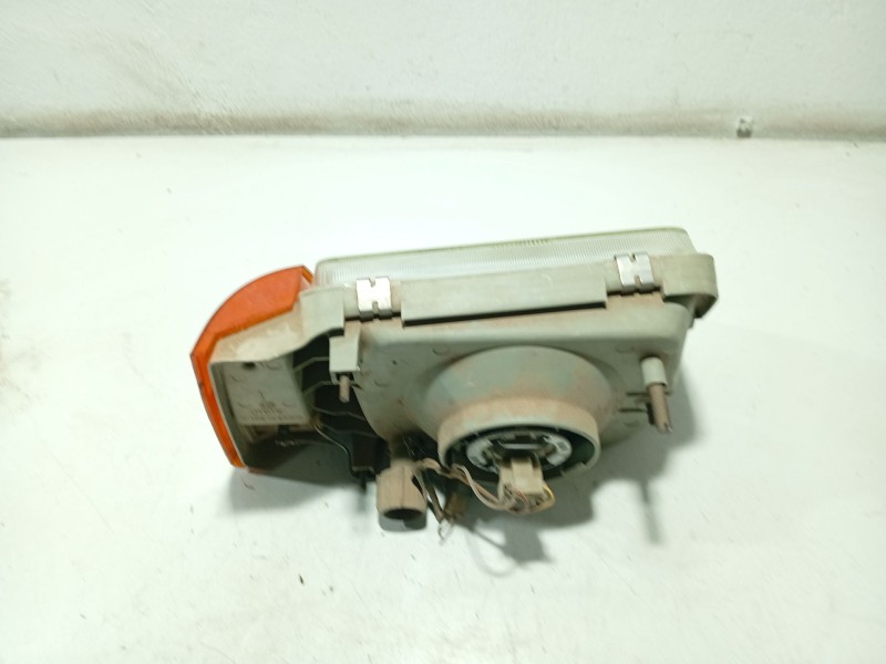 Recambio de faro izquierdo para seat marbella ce referencia OEM IAM 007404  