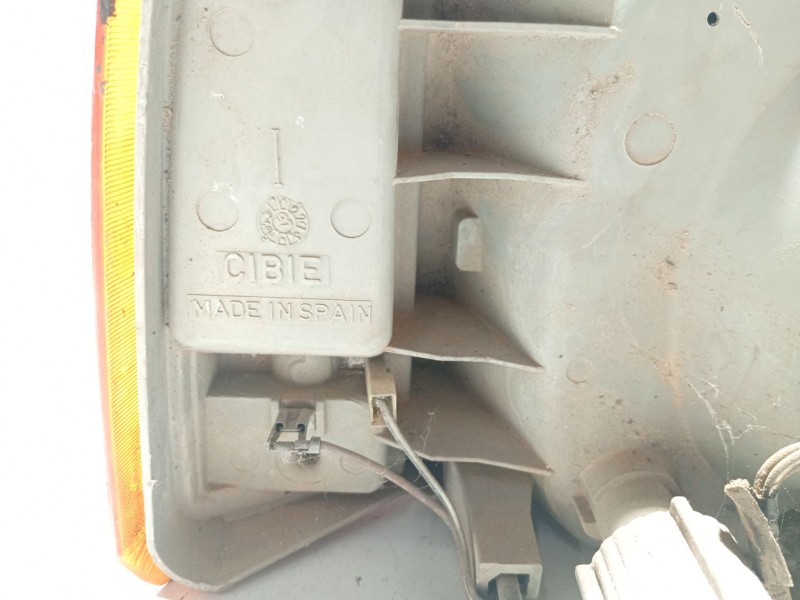 Recambio de faro izquierdo para seat marbella ce referencia OEM IAM 007404  