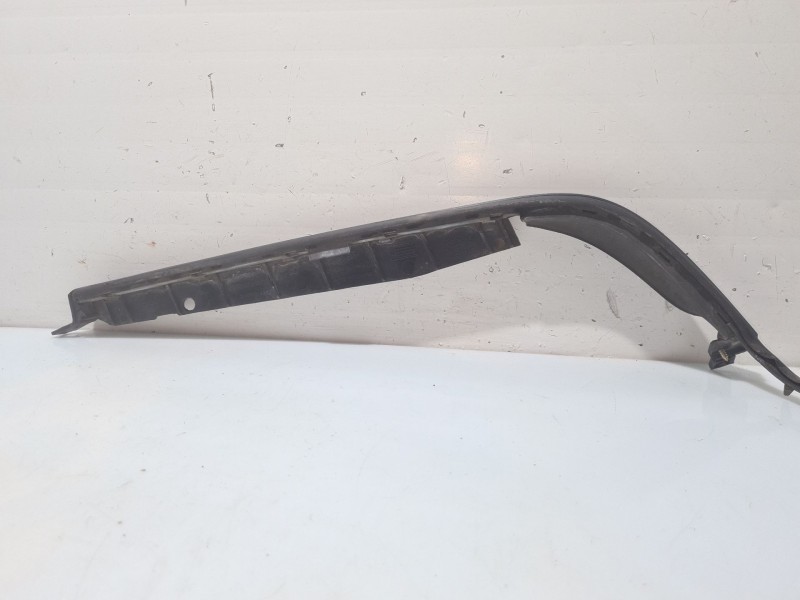 Recambio de moldura para mercedes-benz clase c (w202) c 220 (202.022) referencia OEM IAM A2028260177 2028260377 