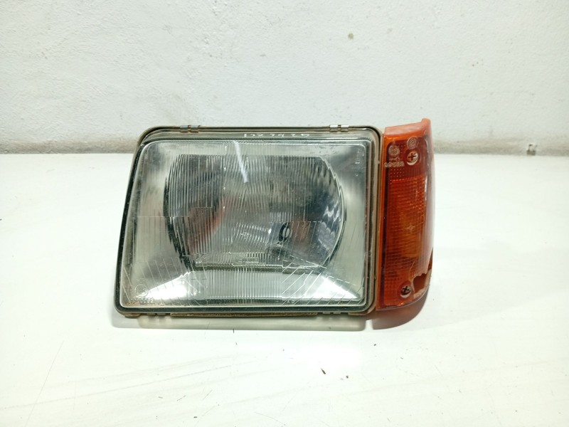 Recambio de faro izquierdo para seat marbella ce referencia OEM IAM 084451106L  