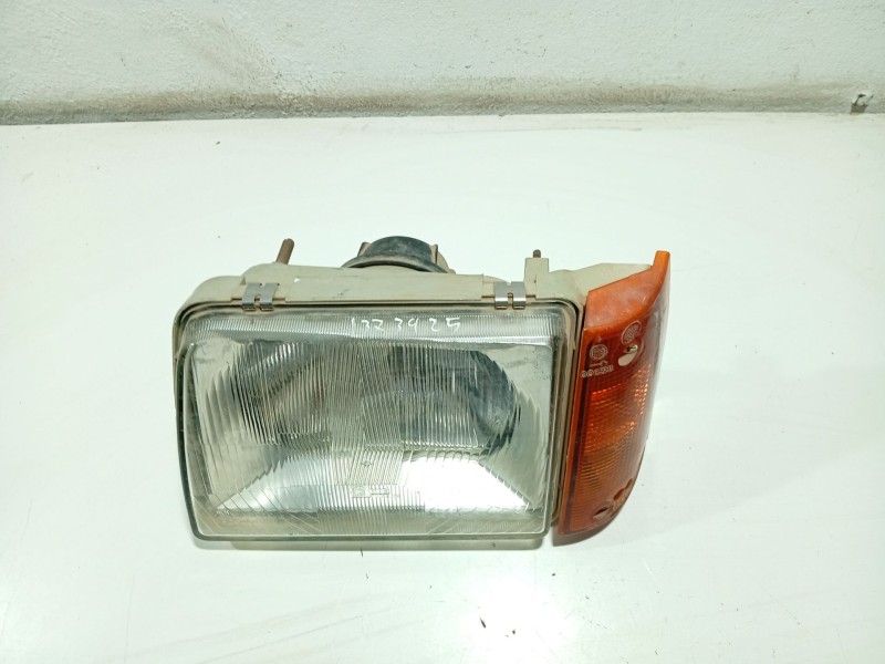 Recambio de faro izquierdo para seat marbella ce referencia OEM IAM 084451106L  