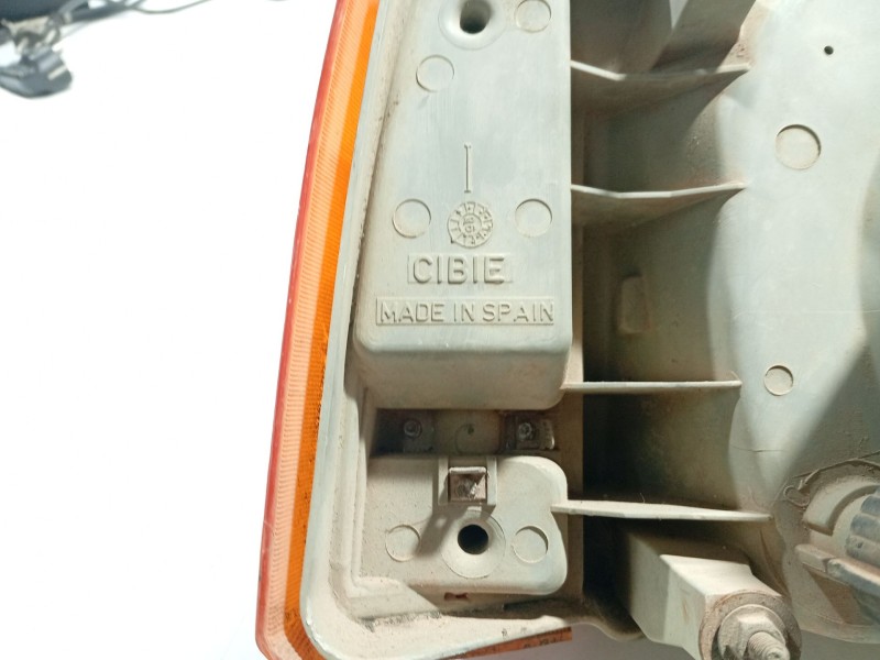 Recambio de faro izquierdo para seat marbella ce referencia OEM IAM 084451106L  