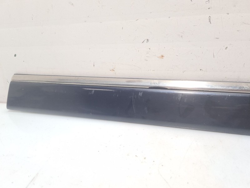 Recambio de moldura para mercedes-benz clase c (w202) c 220 (202.022) referencia OEM IAM 2026903162 A2026903162 