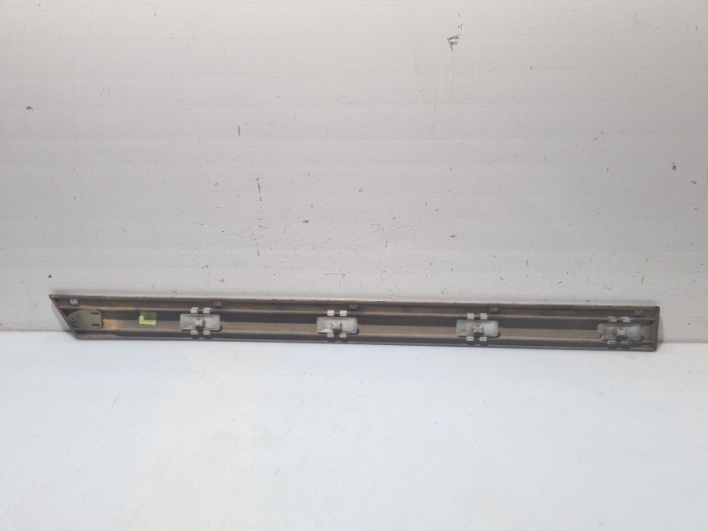 Recambio de moldura para mercedes-benz clase c (w202) c 220 (202.022) referencia OEM IAM 2026903162 A2026903162 