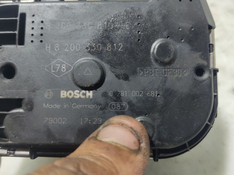 Recambio de caja mariposa para renault scenic ii confort expression referencia OEM IAM 8200330810  0281002681