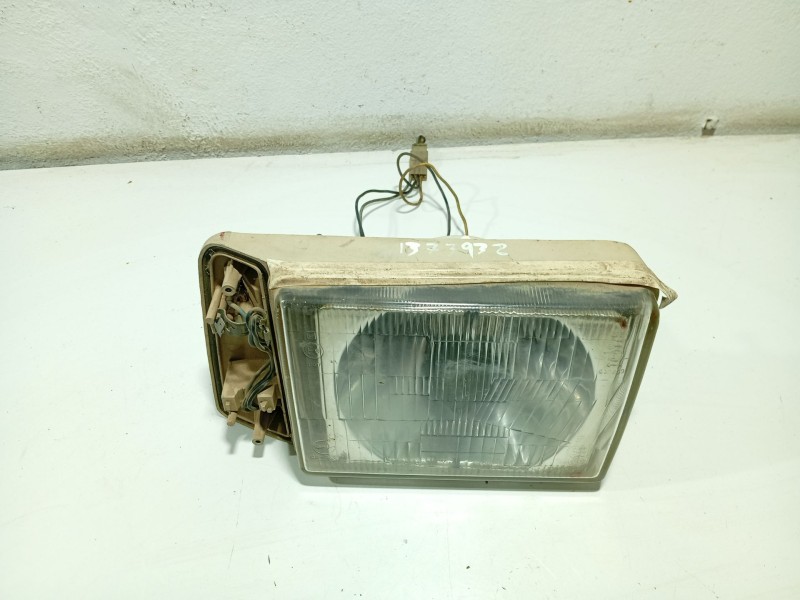 Recambio de faro derecho para seat marbella ce referencia OEM IAM   