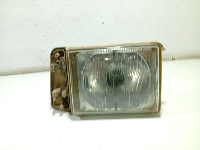 Recambio de faro derecho para seat marbella ce referencia OEM IAM   