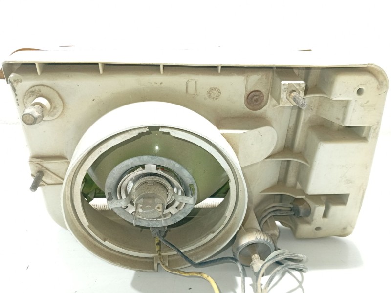 Recambio de faro derecho para seat marbella ce referencia OEM IAM   