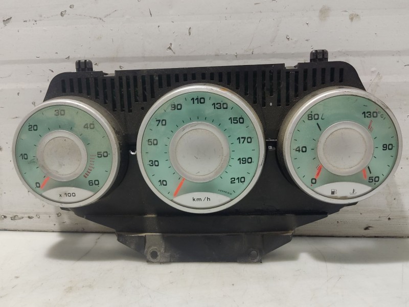 Recambio de cuadro instrumentos para fiat ulysse (179) referencia OEM IAM 0001483981689  