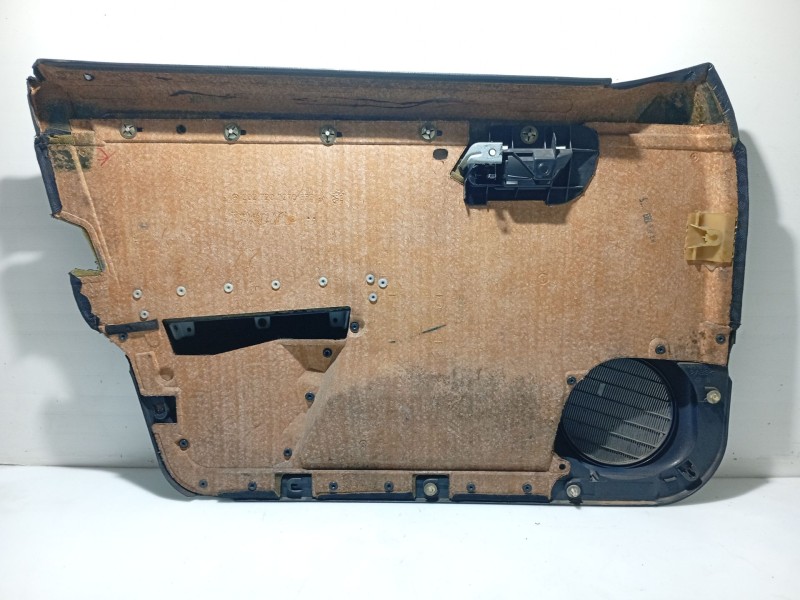 Recambio de guarnecido puerta delantera derecha para mercedes-benz clase c (w202) c 220 (202.022) referencia OEM IAM 2027200270 