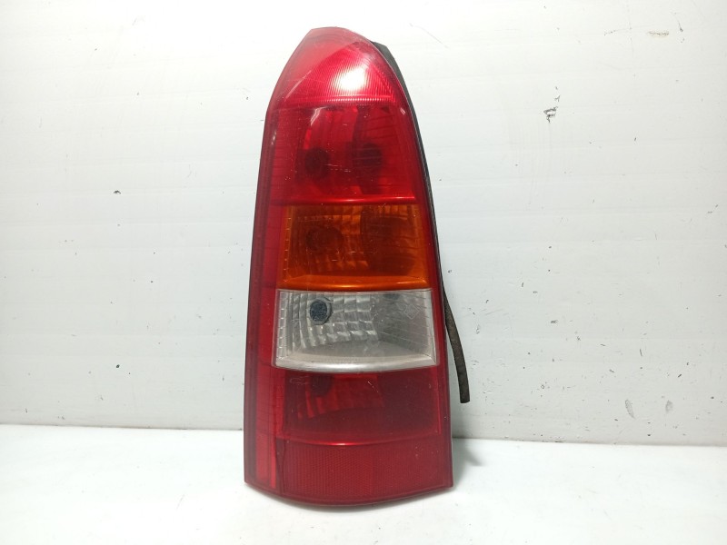 Recambio de piloto trasero izquierdo para opel astra g caravan referencia OEM IAM 6223017  