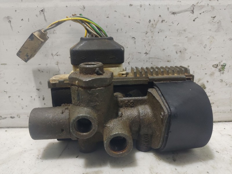 Recambio de abs para peugeot 605 sldt referencia OEM IAM 01545ABS  