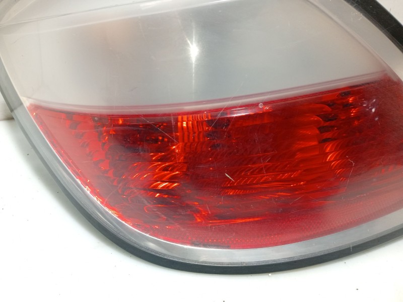 Recambio de piloto trasero izquierdo para opel astra h berlina enjoy referencia OEM IAM 1222111 342691834 1222353