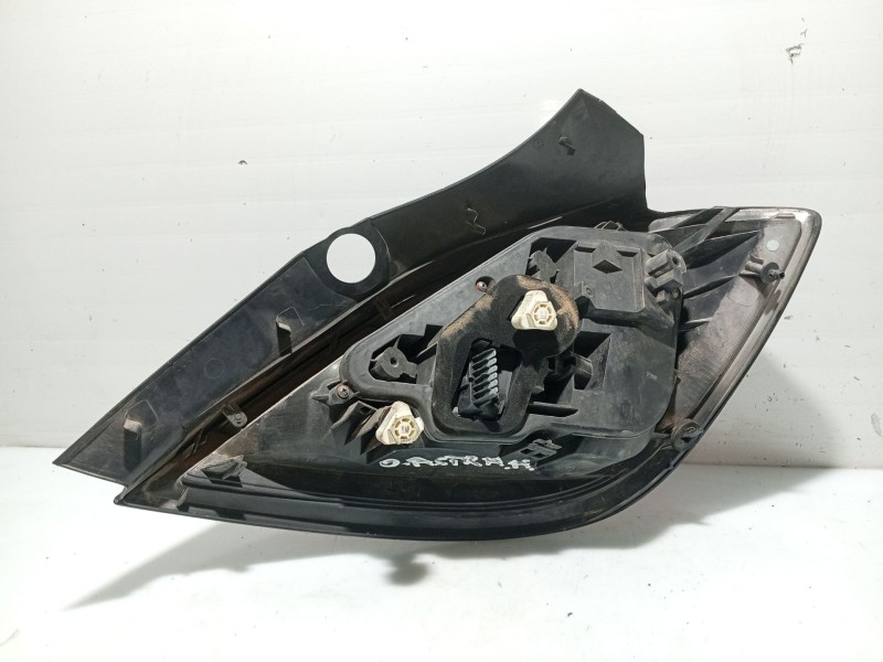 Recambio de piloto trasero izquierdo para opel astra h berlina enjoy referencia OEM IAM 1222111 342691834 1222353