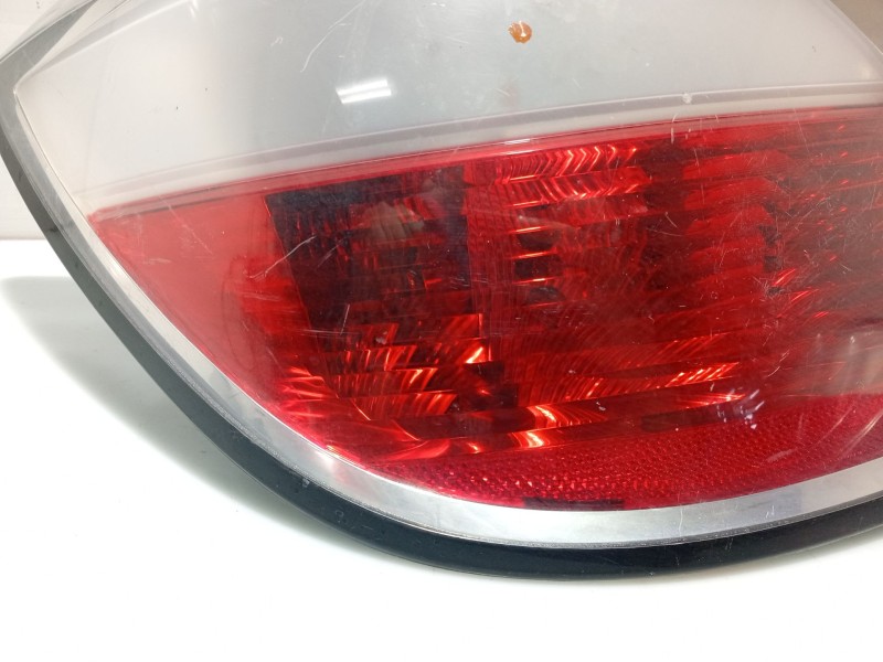 Recambio de piloto trasero izquierdo para opel astra h ber. cosmo referencia OEM IAM 1222111 342691834 1222353