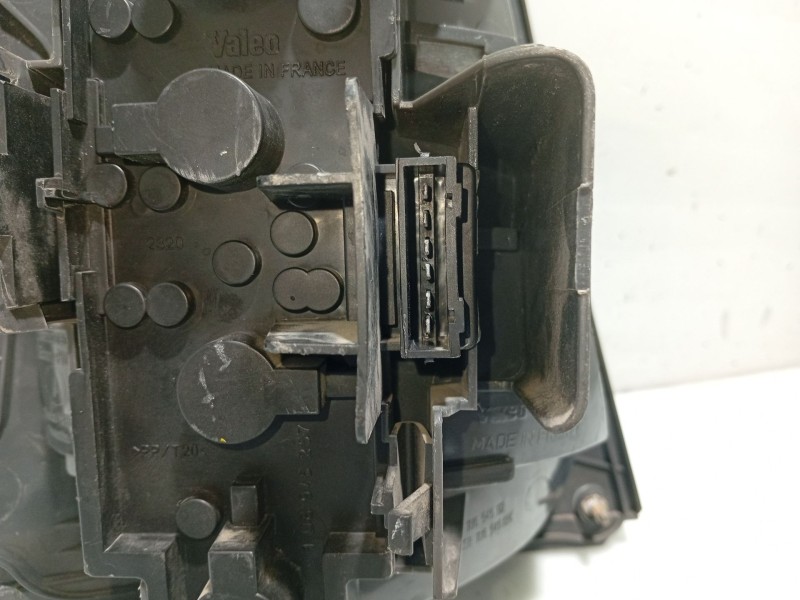 Recambio de piloto trasero derecho para skoda octavia i (1u2) 1.9 tdi referencia OEM IAM 1U6945112A  