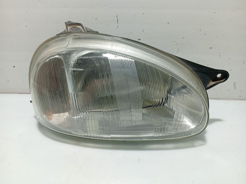 Recambio de faro derecho para opel corsa b referencia OEM IAM 1216487 90386294 1216489