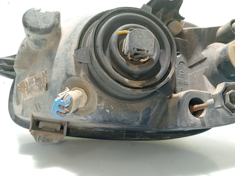 Recambio de faro derecho para opel corsa b referencia OEM IAM 1216487 90386294 1216489