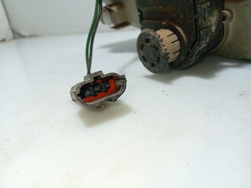 Recambio de faro izquierdo para kia sephia referencia OEM IAM 0K2AC51040A  