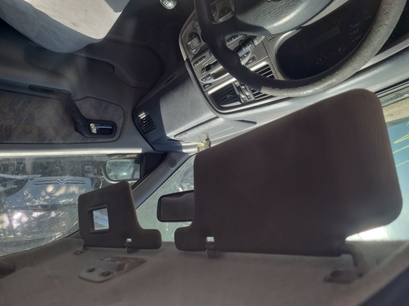 nissan primera hatchback (p11) del año 2001