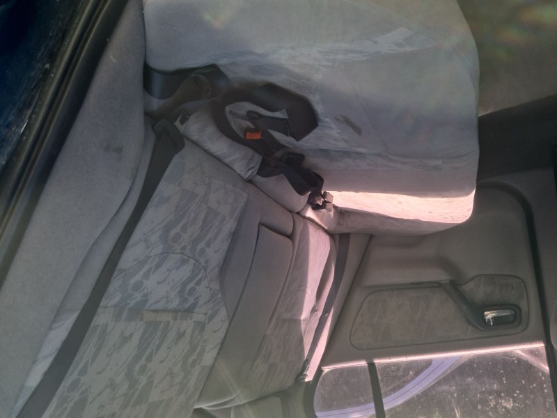 nissan primera hatchback (p11) del año 2001