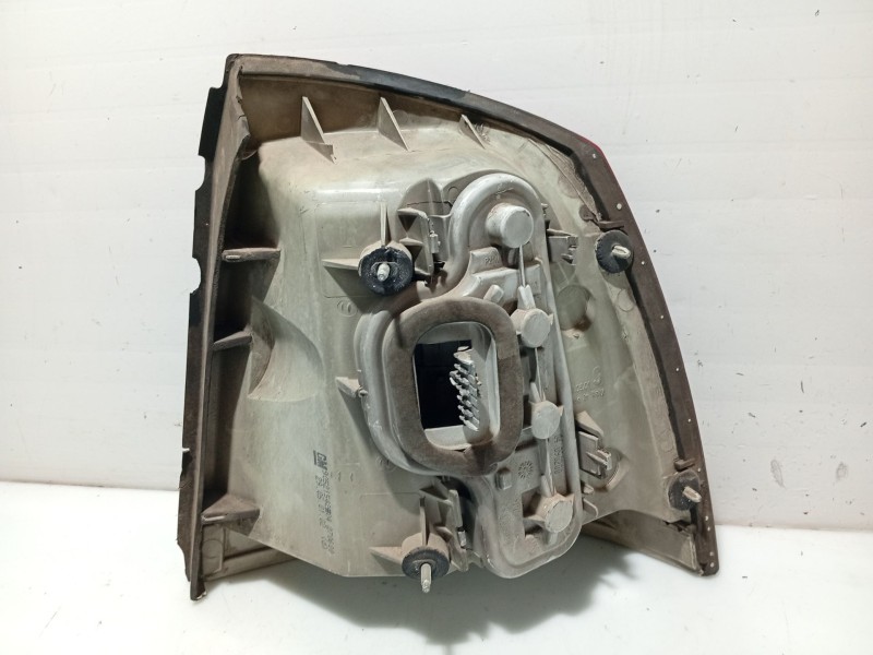 Recambio de piloto trasero izquierdo para opel astra g berlina club referencia OEM IAM 1222073 90521542 